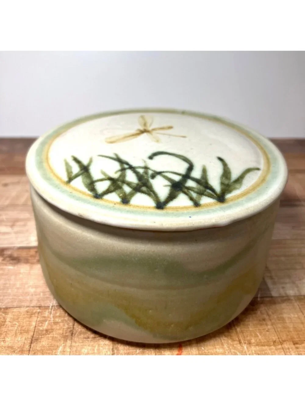 VERY NICE Large Vintage Stoneware Trinket Box With Grass & Dragonfly Design